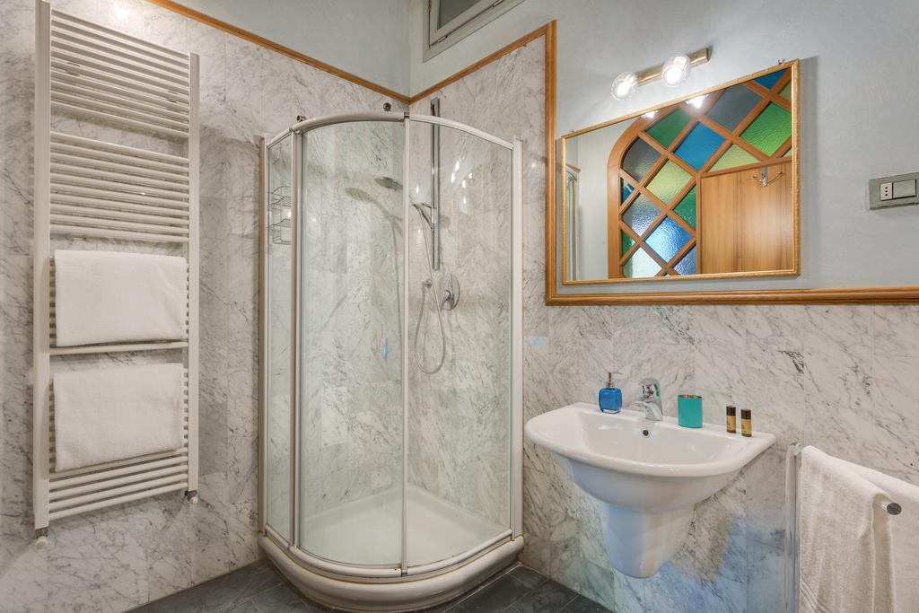 B&B Cavour10 Firenze ภายนอก รูปภาพ